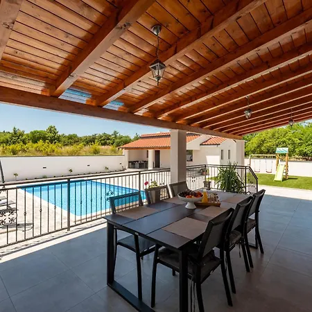 Chivas Zadarvillas Villa *