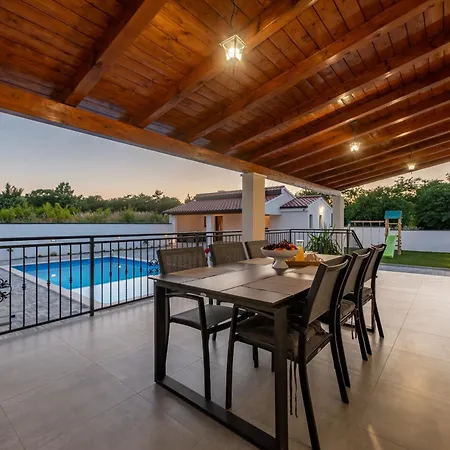 Chivas Zadarvillas Villa *